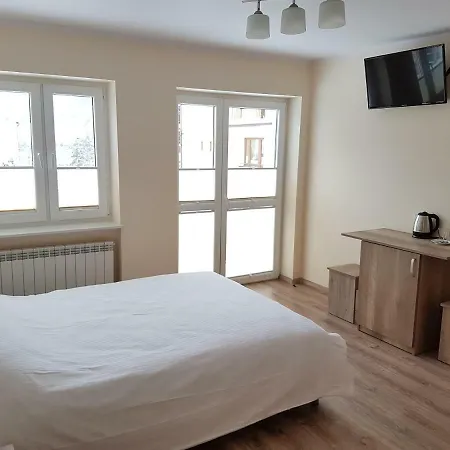 Rys Проживание в семье *